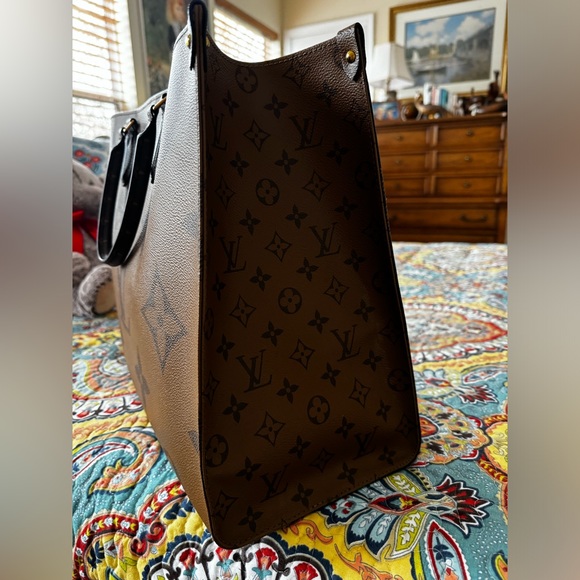 Louis Vuitton Tote Bag “On the Go Gm” For Sale - Picture 11 of 11